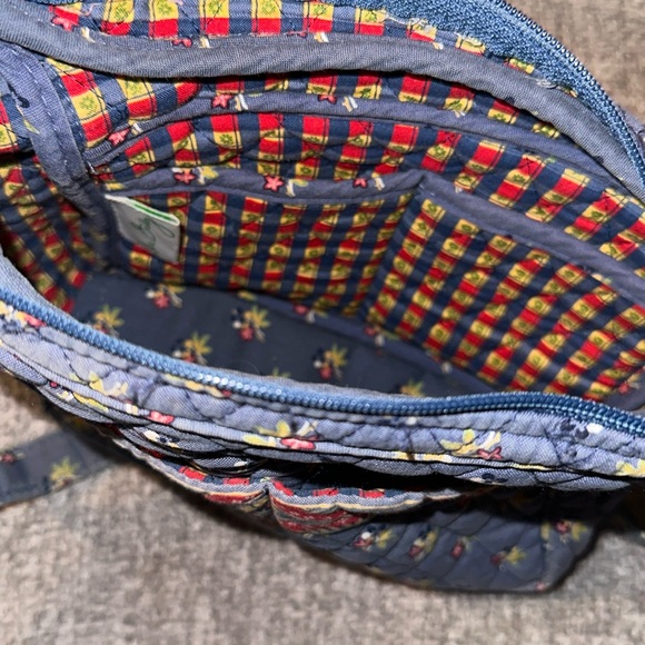 Vera Bradley Crossbody Bag - Picture 3 of 4